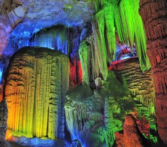 shutterstock_93664576 Spelunkng